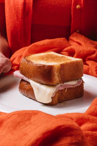 Sándwich bikini trufado