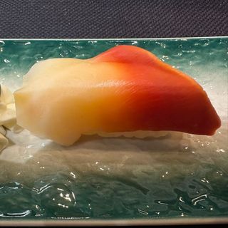 131 Nigiri hokkigai 2 pezzi