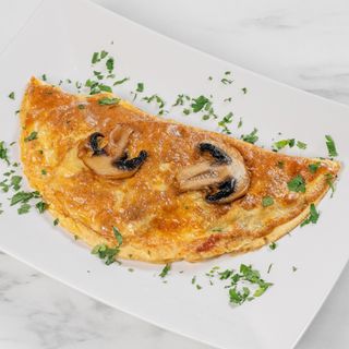 Omlet z pieczarkami i serem