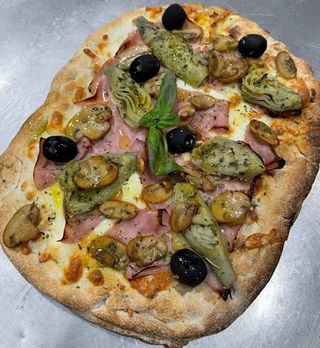 Pizza Capricciosa