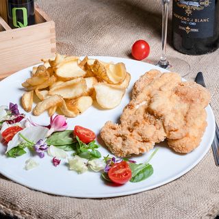 Șnițel de porc cu cartofi