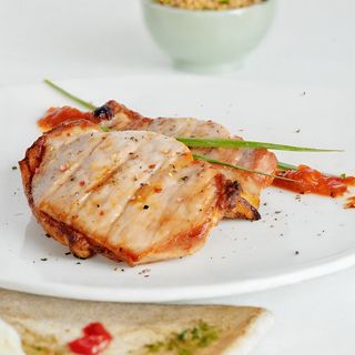 Свински каренца с гъби и кашкавал