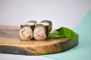 Макі з креветкою (120г)