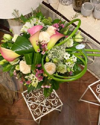 Mix buket extra cvijeća 