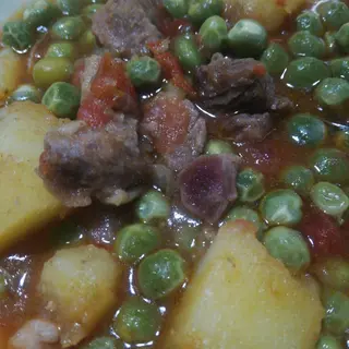 Minji mixed with potatoes and meat