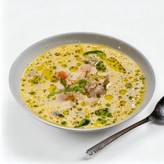 Ciorbă de pui cu smântână