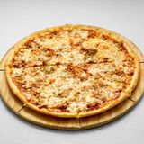 Пицца «болоньезе» с сырными бортиками