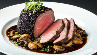 Пресовано телешко печено на бавен огън