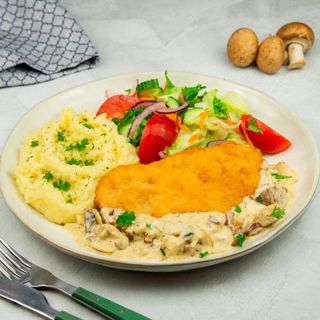 Kotlet schabowy z grzybami
