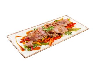 Пуешки стек с печени зеленчуци (400г)