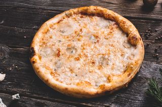 Pizza Quattro formaggi Ø 32cm