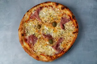 Vesuvio pizza
