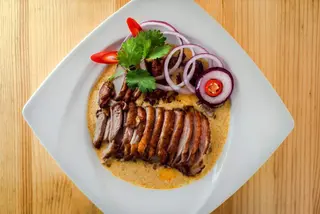 Bebek Menyantyat