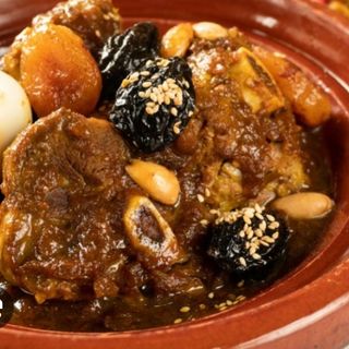 لحم بالبرقوق 