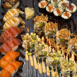 77. Bandeja 3 (24 pzs. )