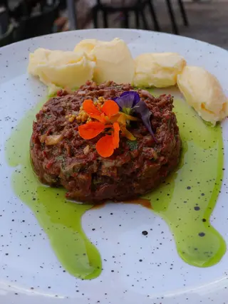Tartar biftek