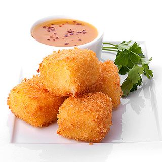 Сырные кубики (200 г)