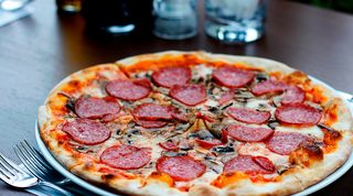 Pizza Capricosa 32cm