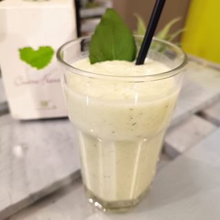 Frullato all'Avocado e Basilico