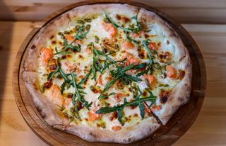 პიცა ორაგულით / Salmon Pizza