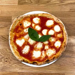 Pizza regina margherita