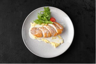 Куриный Рулет С Сливочным Сыром (300г)