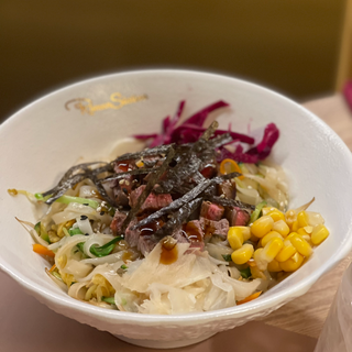 SZGLT Ramen saltato di filetto di manzo