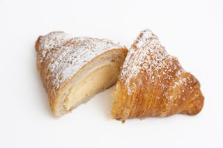 Croissant De Crema