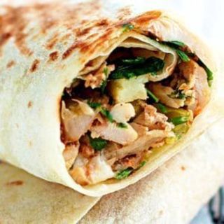 Plato De Shawarma Mixto Con Patatas