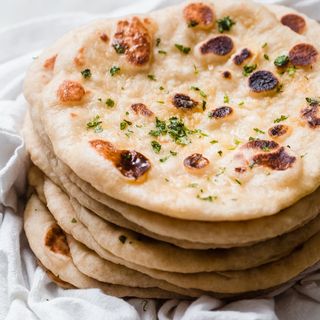 Garlic naan