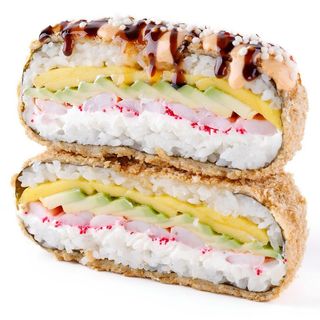 Суши бургер с креветкой