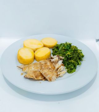 Menu Pescada, Batata Branca e Grelos