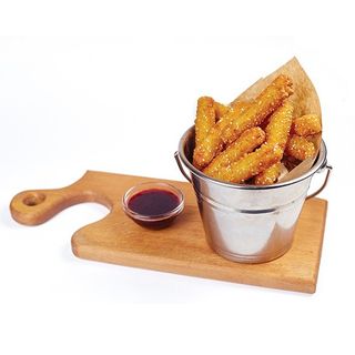 Палички Моцарела фрі з ягідним соусом (180/50г)