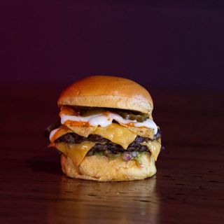 La Ira Burger