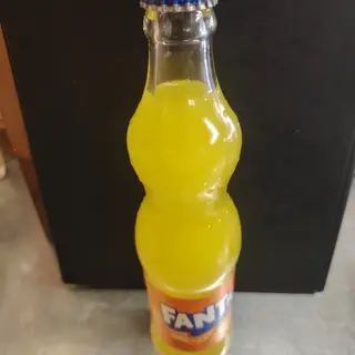 Fanta Naranja lata