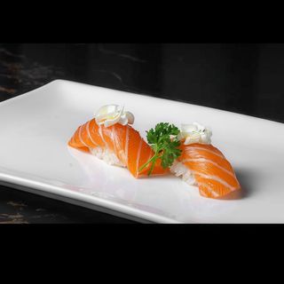 48 Nigiri salmon soft 2 pezzi