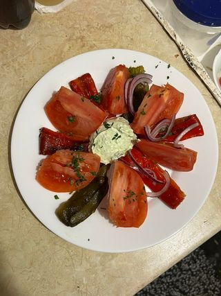 Балканска салата (400г)