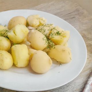 Ziemniaki porcja 200 g