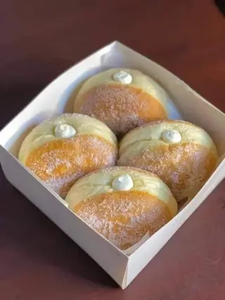 Milky Doughnut