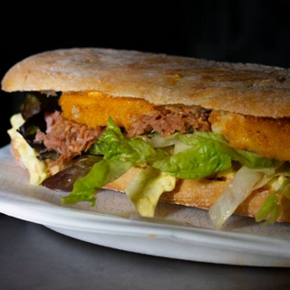 "AVE CESAR" Crea tu propio bocadillo