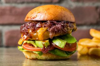 Hooked burger con fries