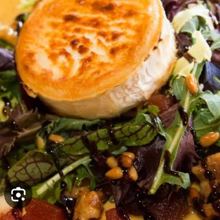 ENSALADA QUESO DE CABRA 