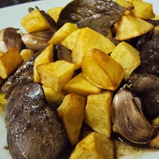 Plato De Higaditos De Pollo