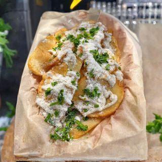 Patatas trufa parmesano