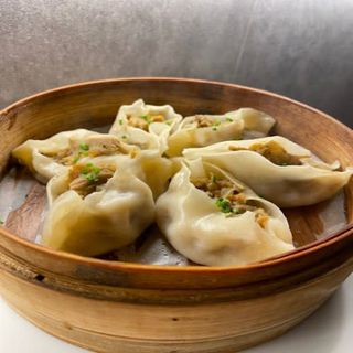 24A.Gyozas De Pato Asado Con Boletus (6 Pzs.)