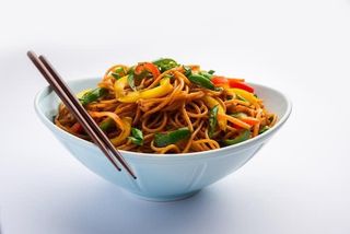 Vegetarian fried noodles