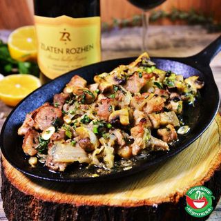 КАТИНО МЕЗЕ