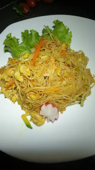 137. Spaghetti di riso al curry