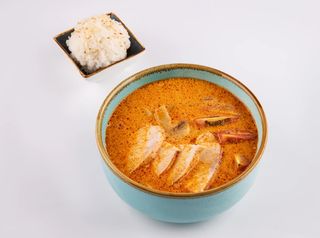 Том ям с курицей