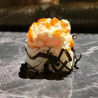 Гострий рол з лососем (270г)